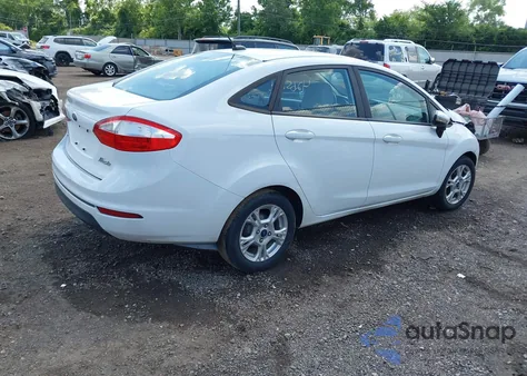2015 Ford Fiesta Se из США, поврежденный, VIN 3FADP4BJ3FM175655